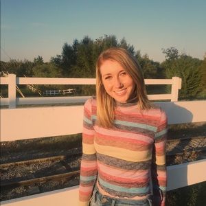 Meet your Posher, Julia